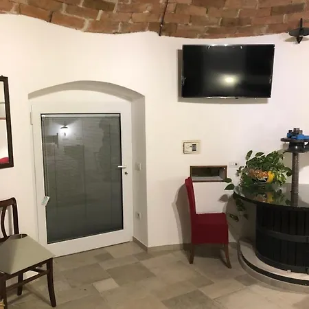 Torre Degli Ornari *