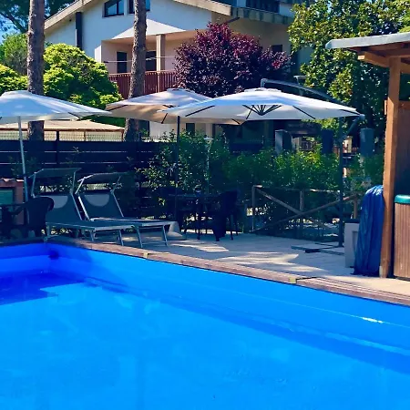 Torre Degli Ornari Bed & Breakfast *